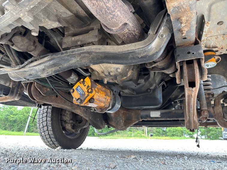 image for item FC1818 2008 Ford F550 Super Duty XL truck cab and chassis