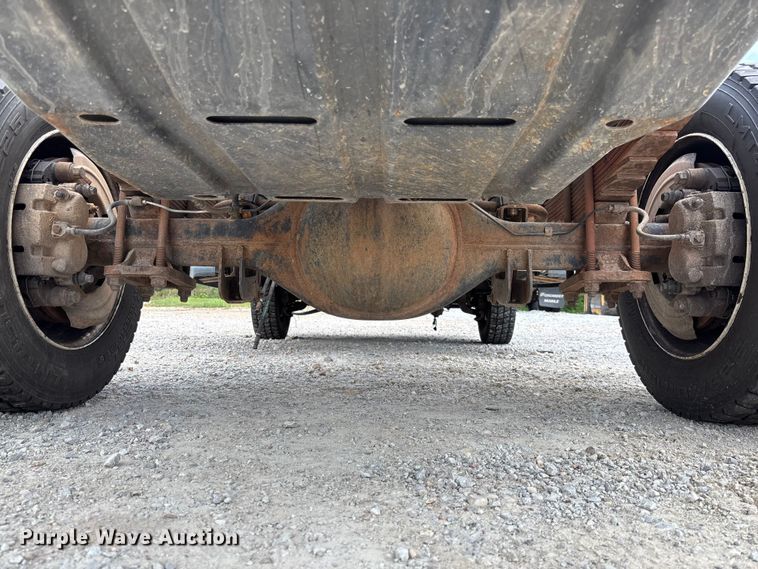 image for item FC1818 2008 Ford F550 Super Duty XL truck cab and chassis