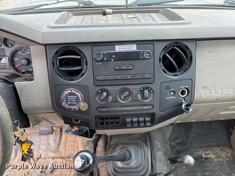 image for item FC1819 2008 Ford F450 Super Duty  flatbed truck