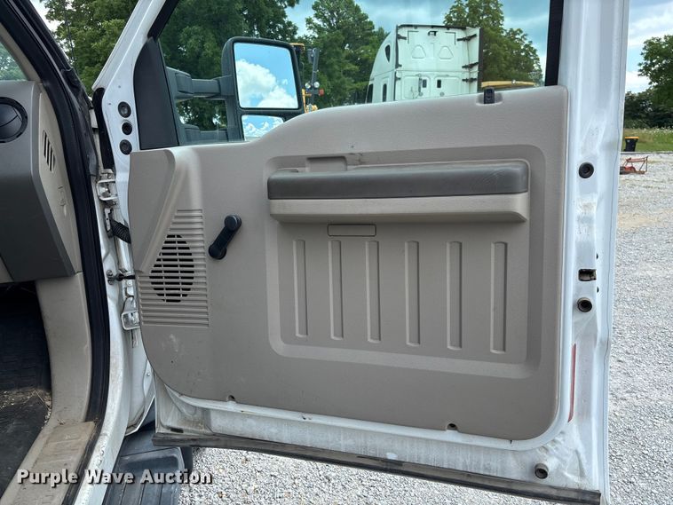 image for item FC1819 2008 Ford F450 Super Duty  flatbed truck