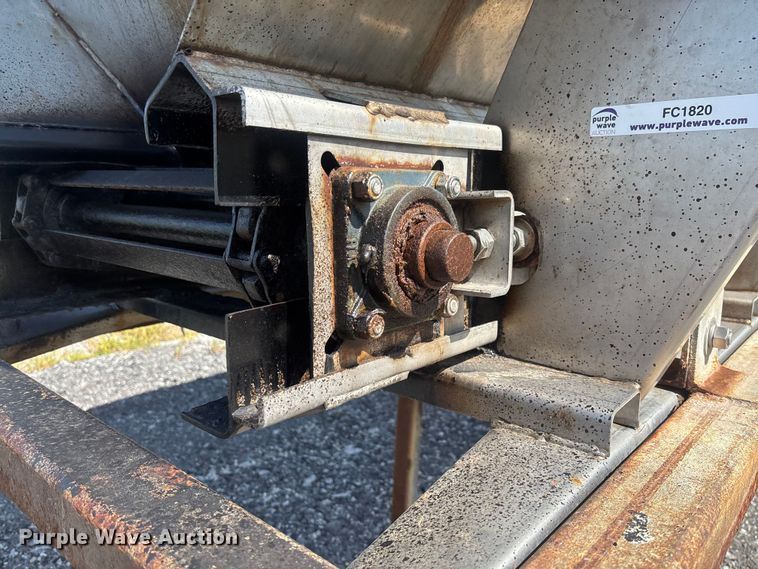 image for item FC1820 Monroe 00012534 spreader