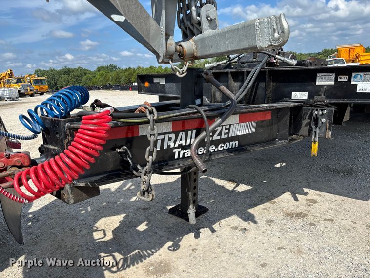 image for item FC1821 2011 DAKOTA MANUFACTURING CO. / TRAIL-EZE TE401 tilt deck equipment trailer