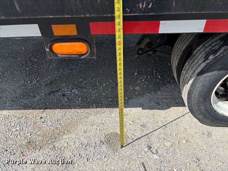 image for item FC1821 2011 DAKOTA MANUFACTURING CO. / TRAIL-EZE TE401 tilt deck equipment trailer