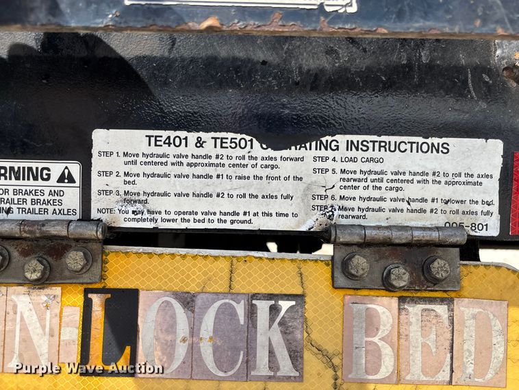 image for item FC1821 2011 DAKOTA MANUFACTURING CO. / TRAIL-EZE TE401 tilt deck equipment trailer