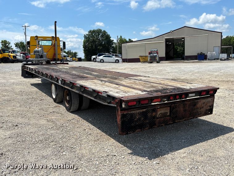 image for item FC1822 1997 Dakota Trail-Eze PDLX20TC31 tilt deck equipment trailer