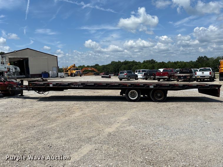image for item FC1822 1997 Dakota Trail-Eze PDLX20TC31 tilt deck equipment trailer