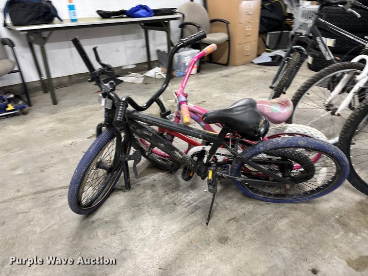 image for item FC1856 (6) bicycles