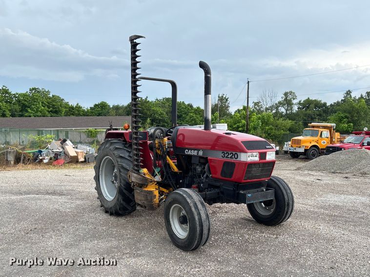 image for item FC1857 1995 Case IH 3220 tractor