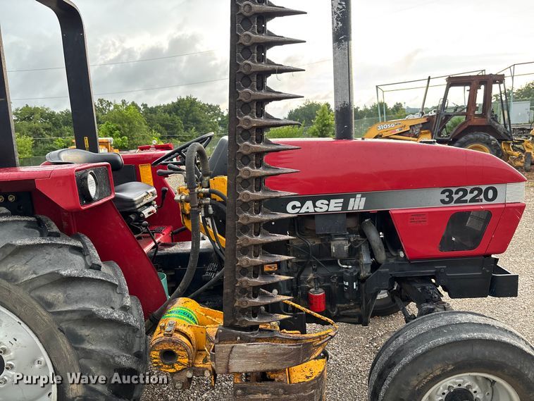 image for item FC1857 1995 Case IH 3220 tractor