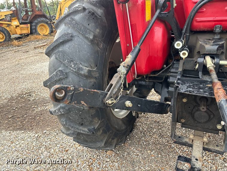 image for item FC1857 1995 Case IH 3220 tractor