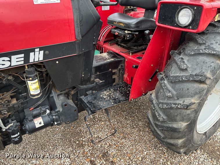 image for item FC1857 1995 Case IH 3220 tractor