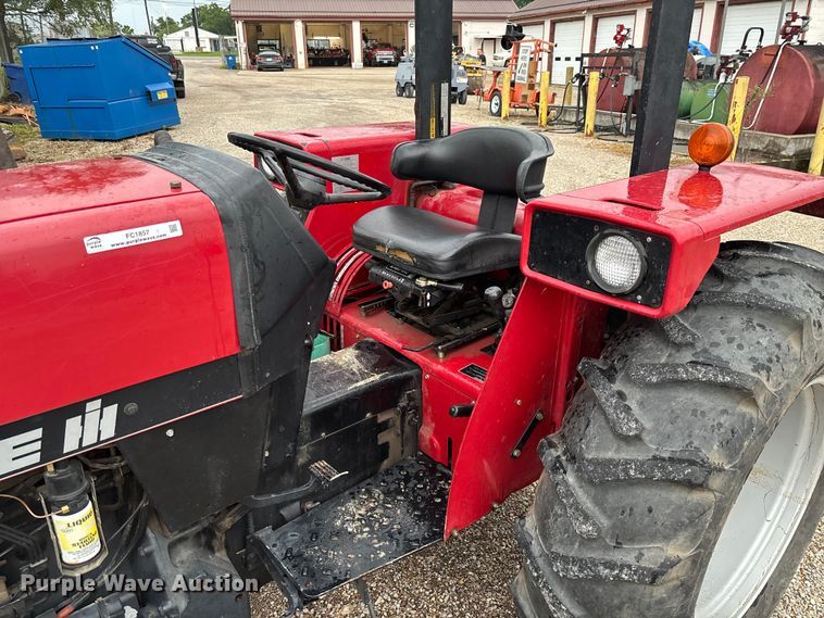 image for item FC1857 1995 Case IH 3220 tractor