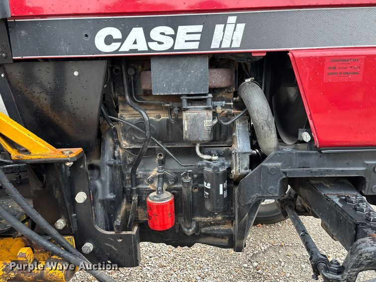 image for item FC1857 1995 Case IH 3220 tractor