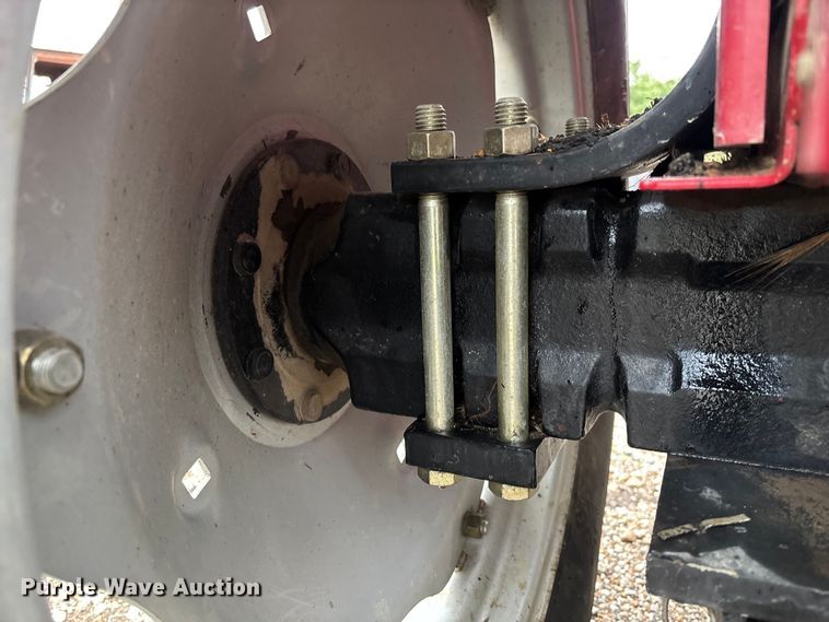 image for item FC1857 1995 Case IH 3220 tractor