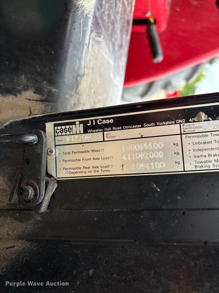 image for item FC1857 1995 Case IH 3220 tractor
