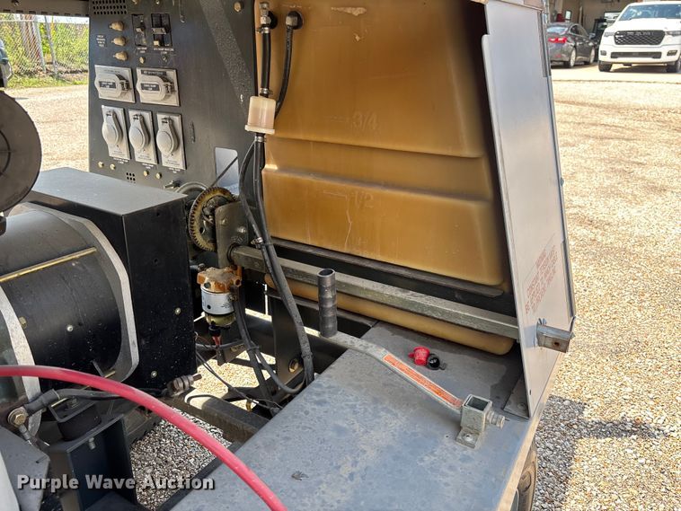 image for item FC1859 2000 T&J FL-1D light plant