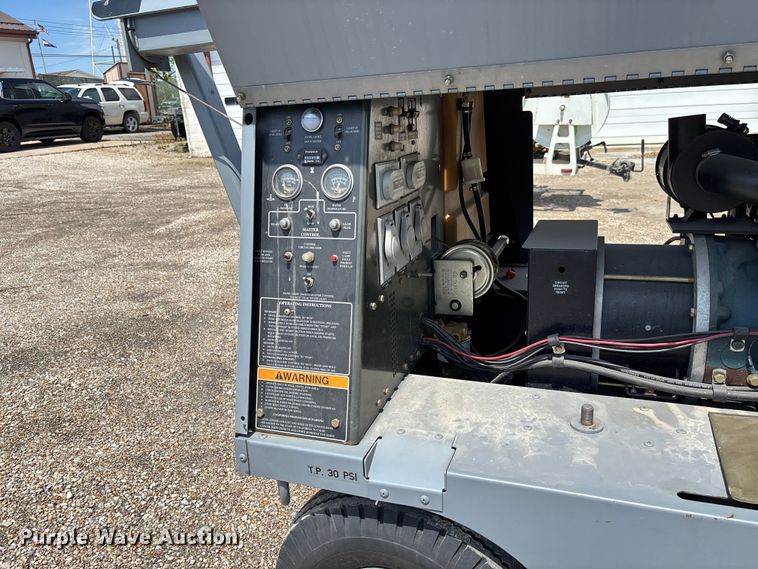 image for item FC1859 2000 T&J FL-1D light plant