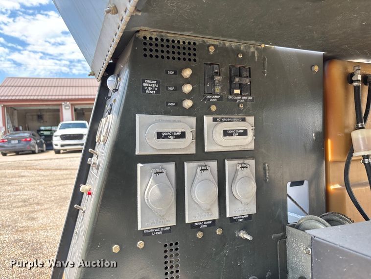 image for item FC1859 2000 T&J FL-1D light plant