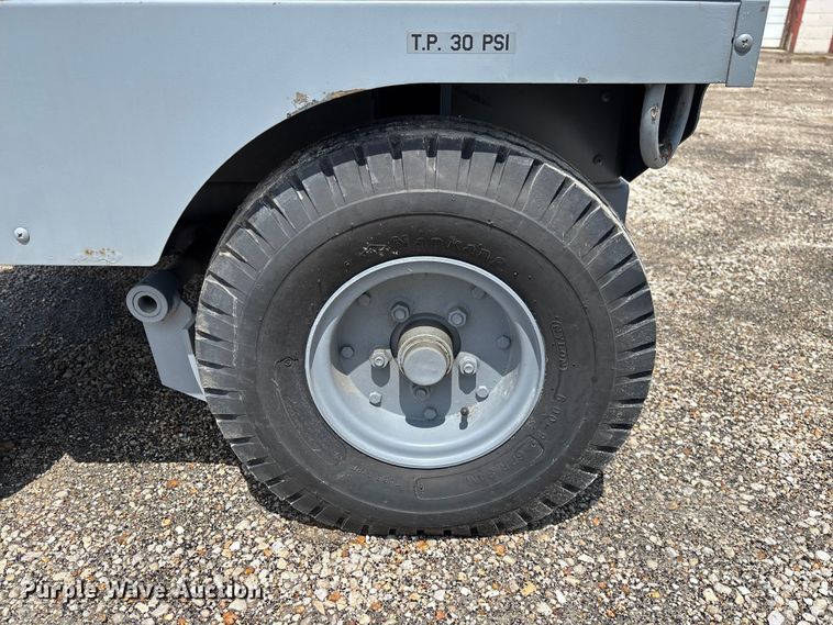 image for item FC1859 2000 T&J FL-1D light plant