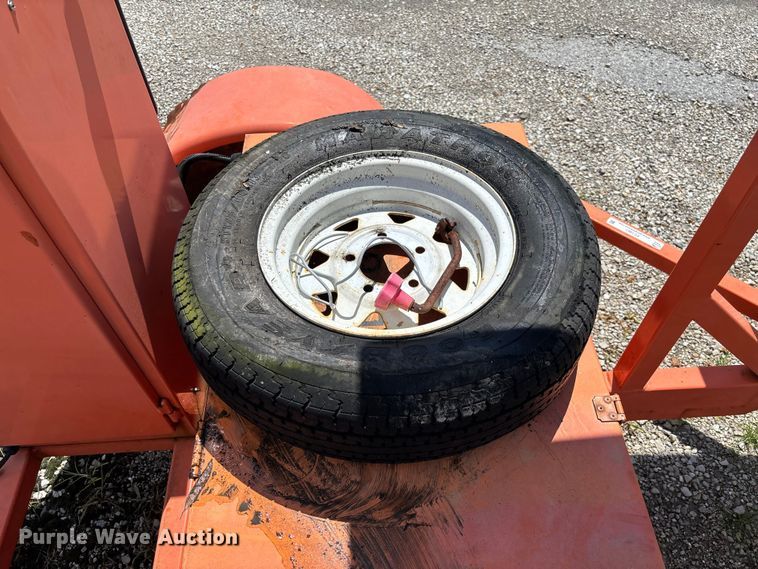 image for item FC1861 R.C. Flagman RCF2.4 H.D traffic signal trailer