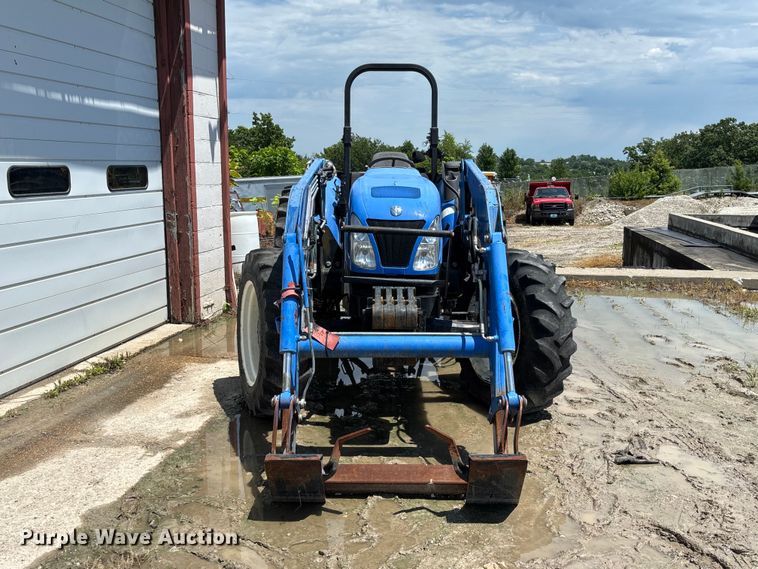 image for item FC1865 2006 New Holland TN75A 4RM MFWD tractor