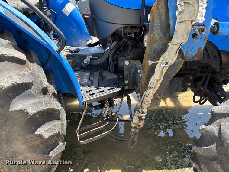 image for item FC1865 2006 New Holland TN75A 4RM MFWD tractor