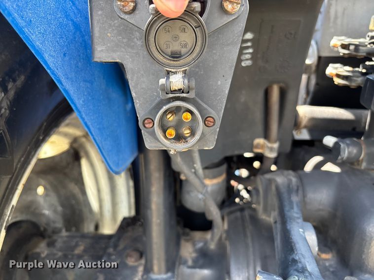 image for item FC1865 2006 New Holland TN75A 4RM MFWD tractor