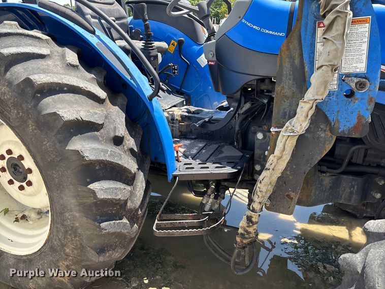 image for item FC1865 2006 New Holland TN75A 4RM MFWD tractor