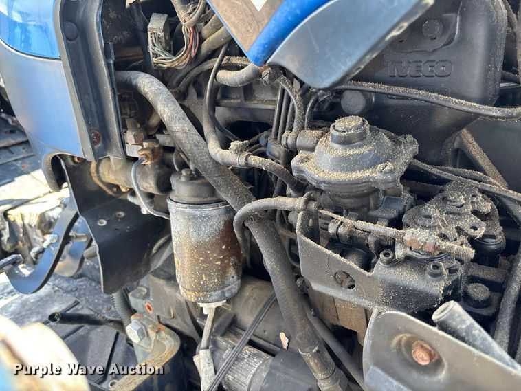 image for item FC1865 2006 New Holland TN75A 4RM MFWD tractor