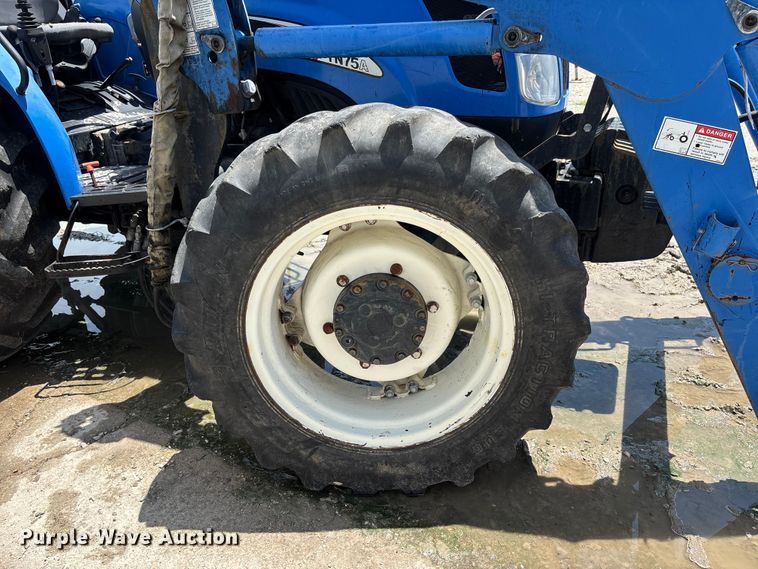 image for item FC1865 2006 New Holland TN75A 4RM MFWD tractor