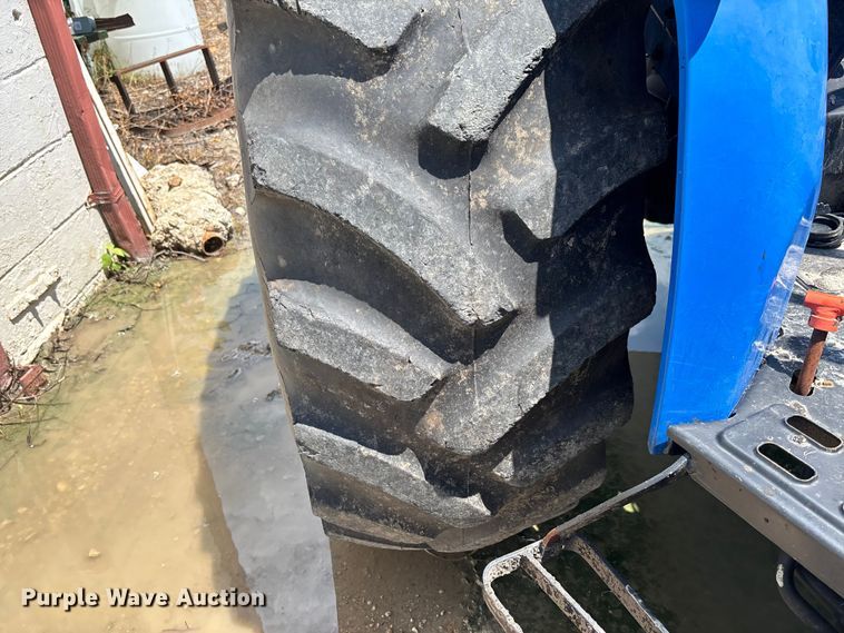 image for item FC1865 2006 New Holland TN75A 4RM MFWD tractor