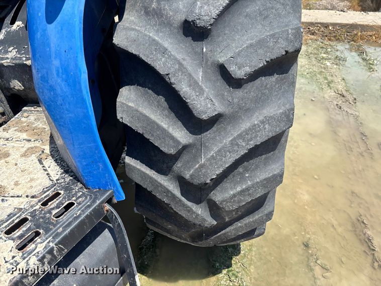 image for item FC1865 2006 New Holland TN75A 4RM MFWD tractor