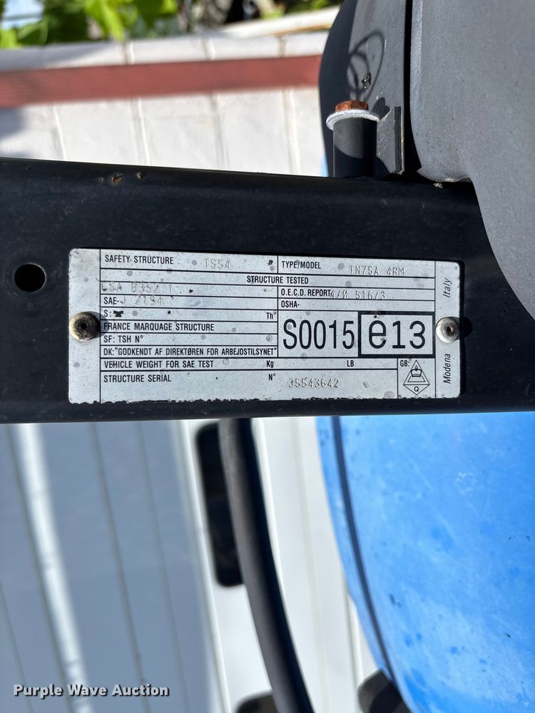 image for item FC1865 2006 New Holland TN75A 4RM MFWD tractor