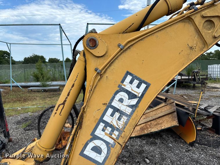 image for item FC1866 2004 John Deere 310SG backhoe