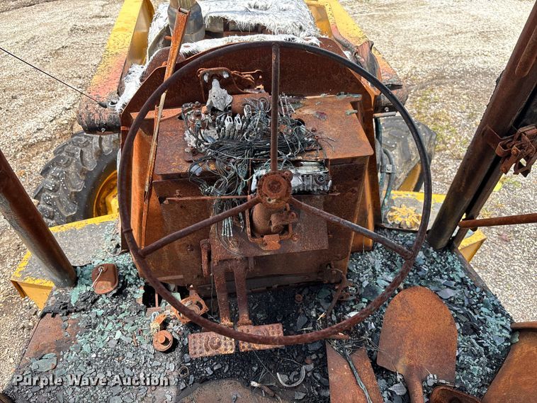 image for item FC1866 2004 John Deere 310SG backhoe
