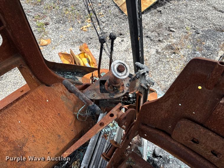 image for item FC1866 2004 John Deere 310SG backhoe