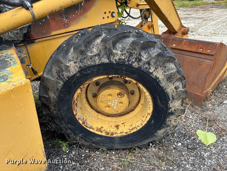 image for item FC1866 2004 John Deere 310SG backhoe