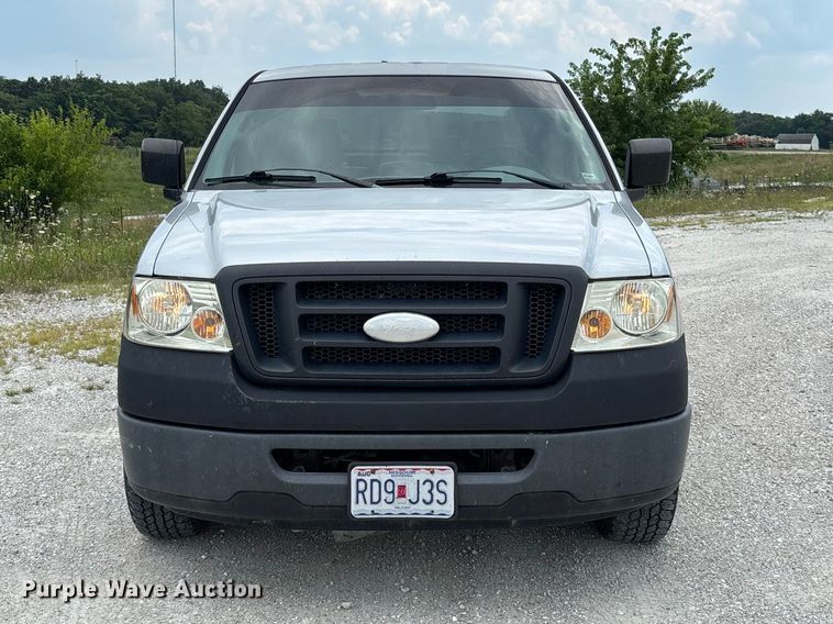 image for item FC1916 2007 Ford F150 XL Ext. Cab pickup truck