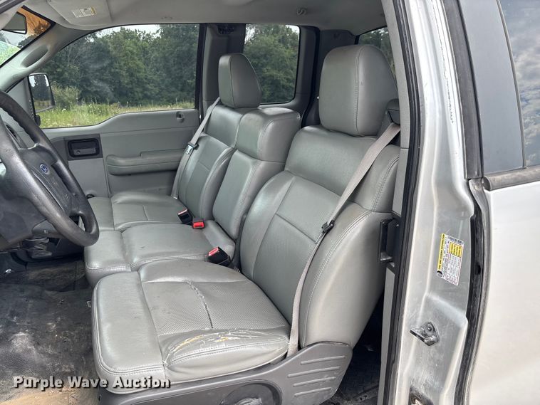 image for item FC1916 2007 Ford F150 XL Ext. Cab pickup truck