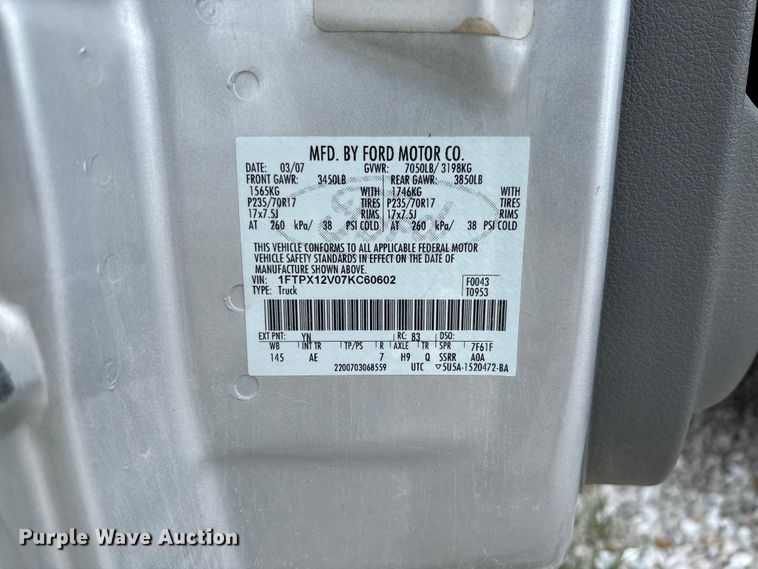 image for item FC1916 2007 Ford F150 XL Ext. Cab pickup truck