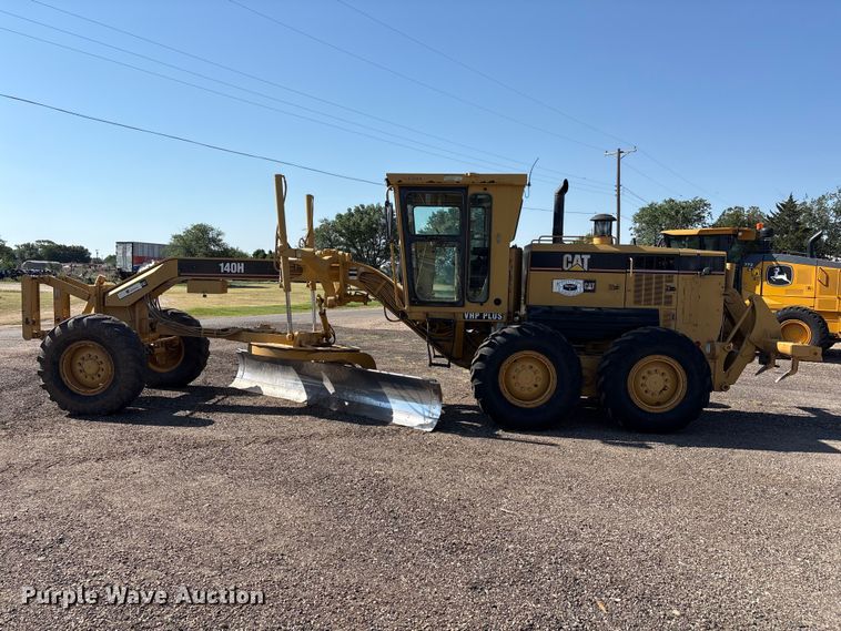 image for item FC2502 2007 Caterpillar 140H VHP Plus motor grader