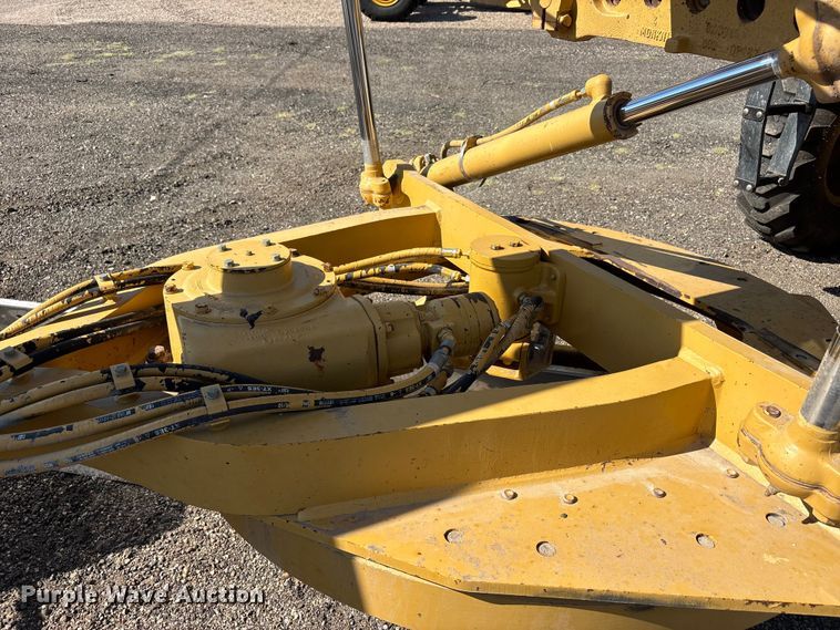 image for item FC2502 2007 Caterpillar 140H VHP Plus motor grader