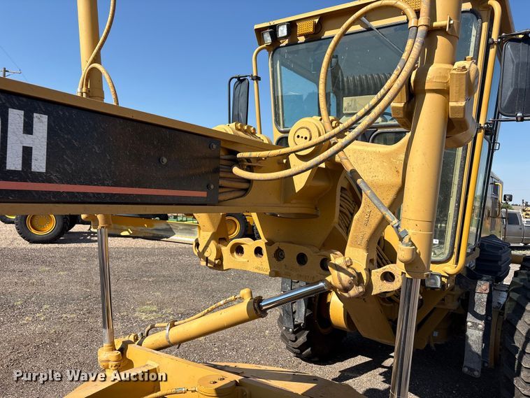 image for item FC2502 2007 Caterpillar 140H VHP Plus motor grader