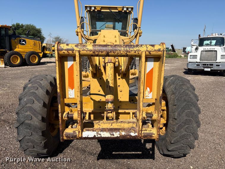 image for item FC2502 2007 Caterpillar 140H VHP Plus motor grader