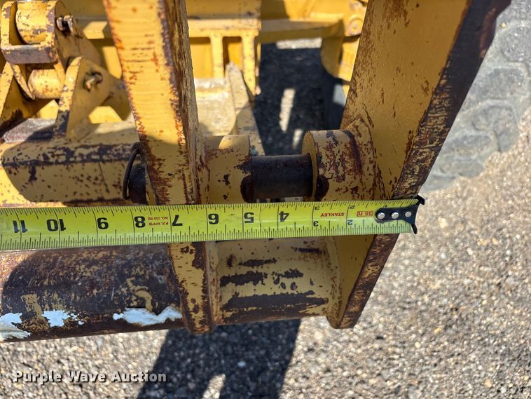 image for item FC2502 2007 Caterpillar 140H VHP Plus motor grader