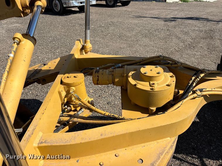 image for item FC2502 2007 Caterpillar 140H VHP Plus motor grader