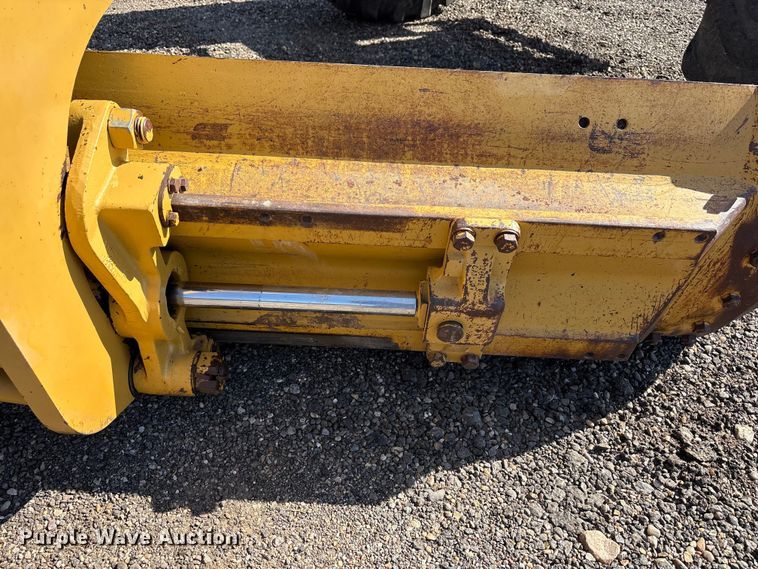 image for item FC2502 2007 Caterpillar 140H VHP Plus motor grader