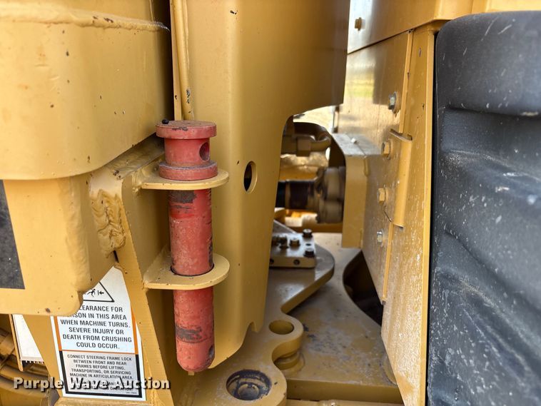 image for item FC2502 2007 Caterpillar 140H VHP Plus motor grader
