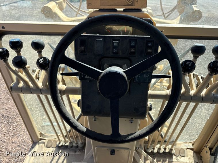 image for item FC2502 2007 Caterpillar 140H VHP Plus motor grader