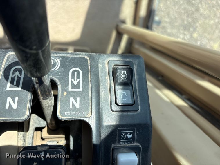 image for item FC2502 2007 Caterpillar 140H VHP Plus motor grader